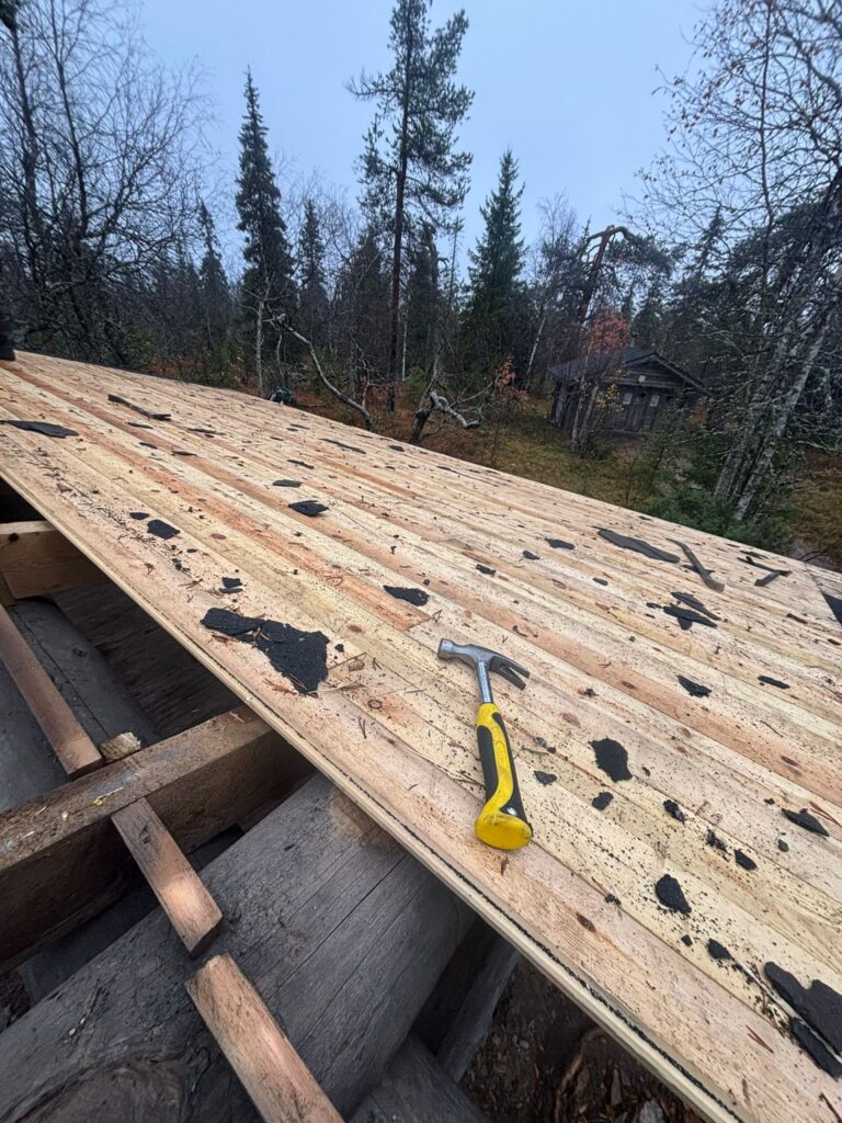 Lampivaara Laavu - Ametisti Kaivos 2025 - Katto